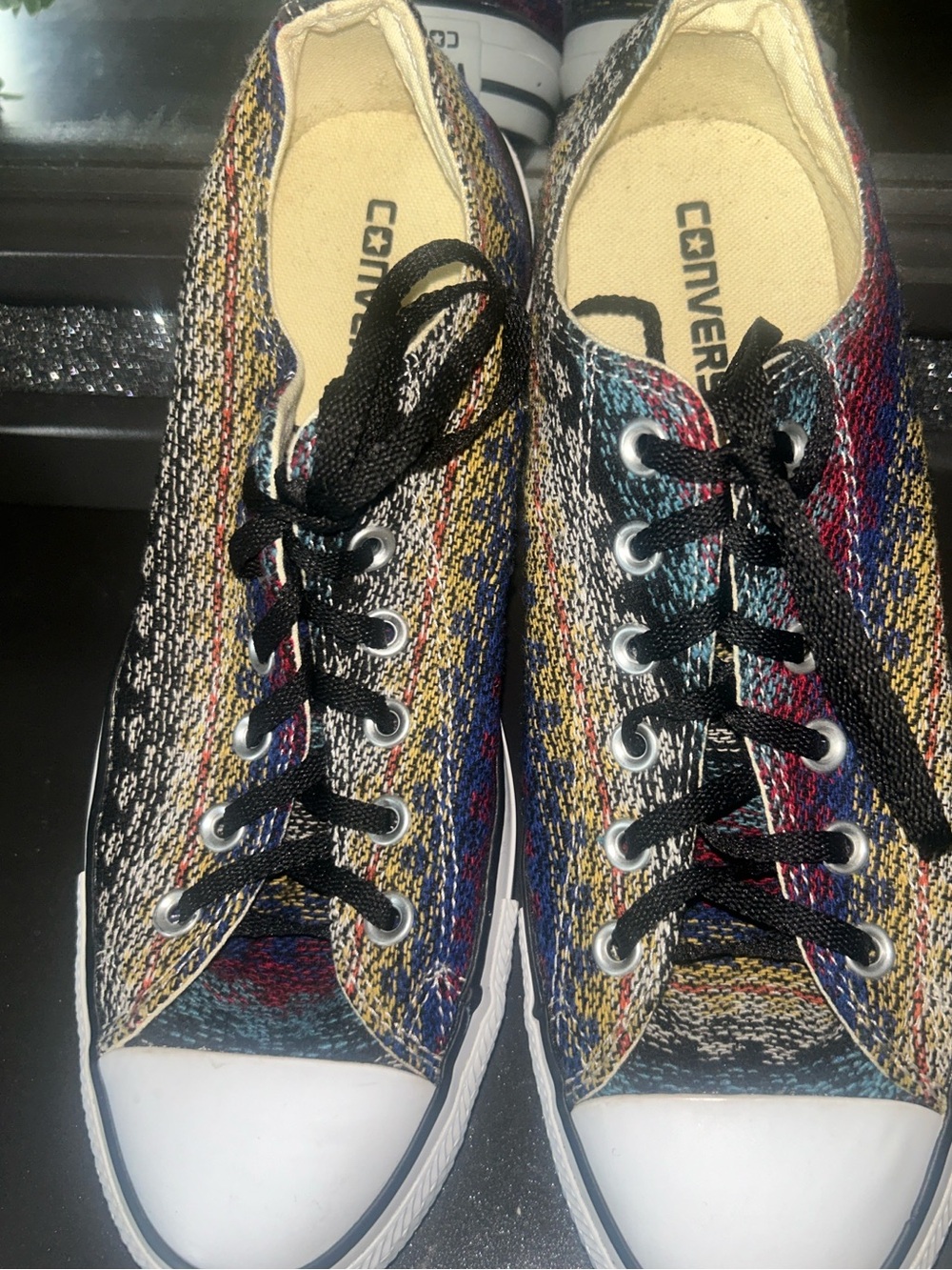 Converse Multicolor Knit Low-Top Sneakers with Black Trim. Men’s 8; Women’s 10 - Picture 3 of 7